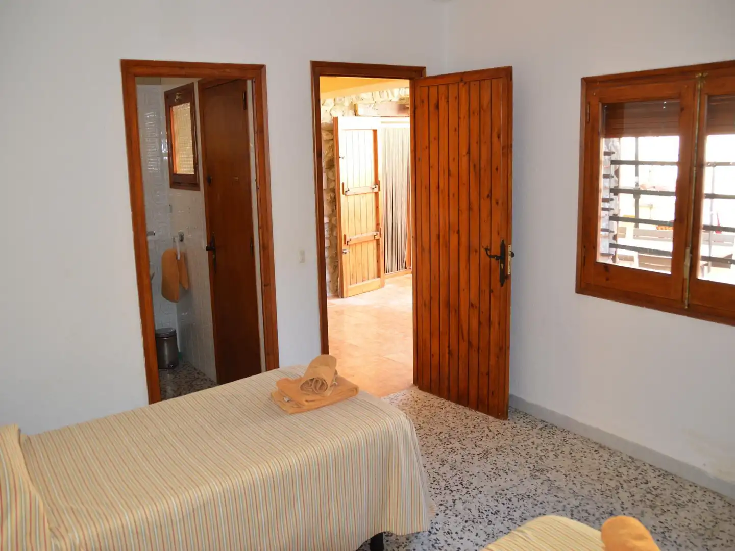 Dormitori de Casa adosada en venda en Sant Llorenç de la Muga amb Jardí privat, Terrassa i Traster