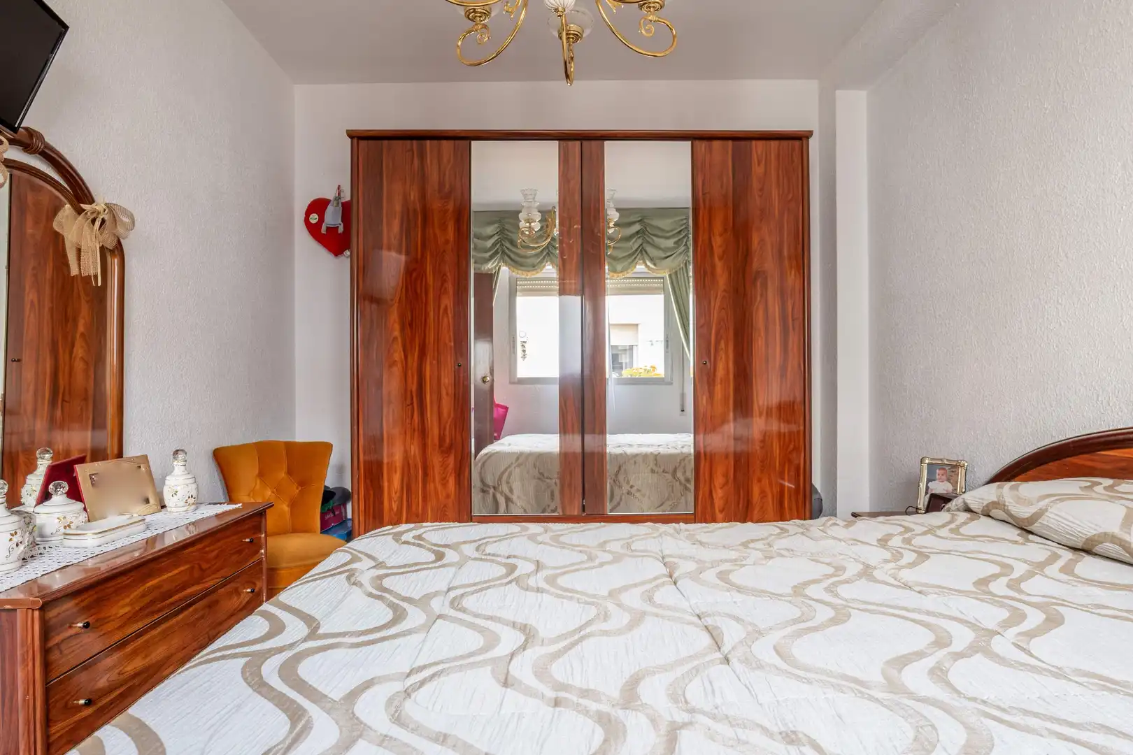 Casa o chalet en venta en Calle OSA MAYOR, 40, Valdefierro