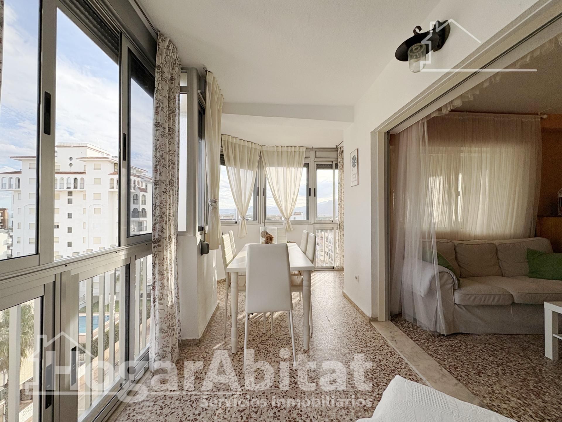 Comedor de Piso en venta en Tavernes de la Valldigna con Terraza, Balcón y Piscina comunitaria