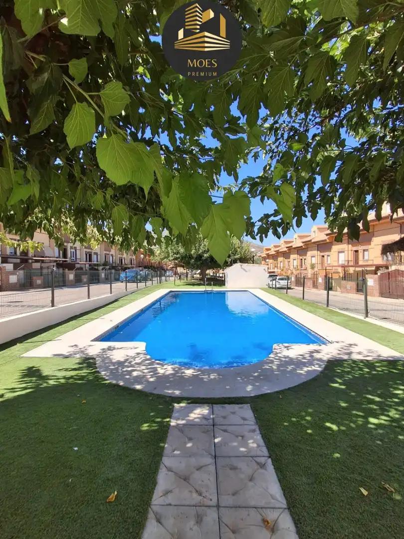 Casa a schiera con piscina in vendita a La Guardia de Jaén