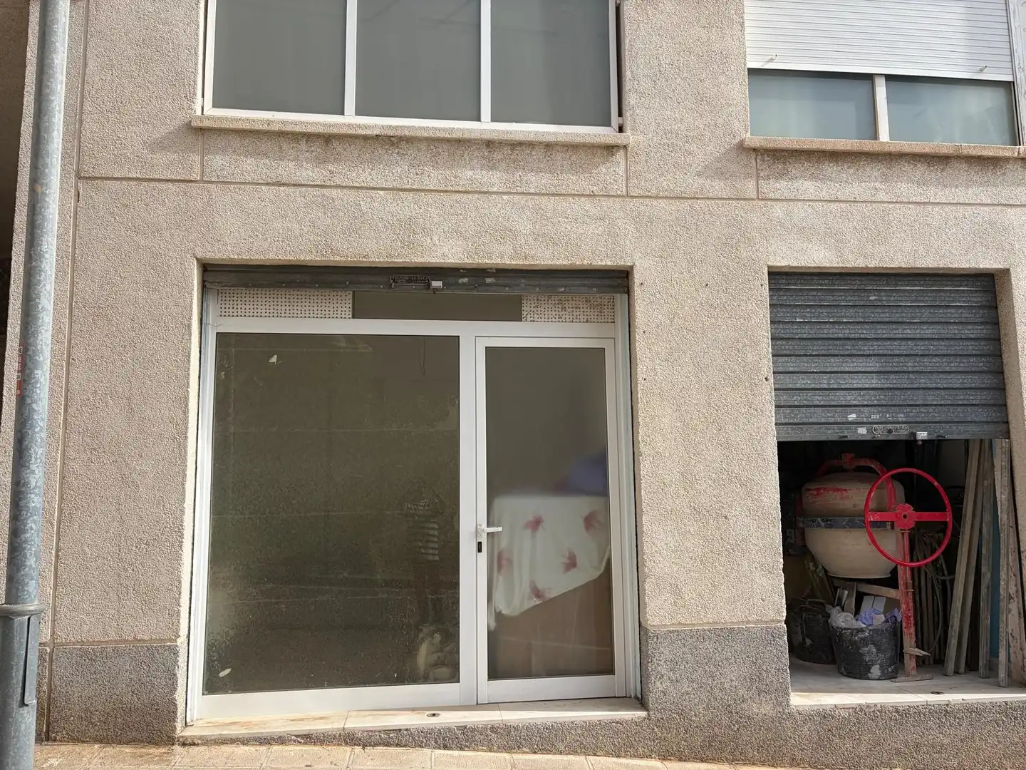 Local en venta en Els Masos - Els Garrofers