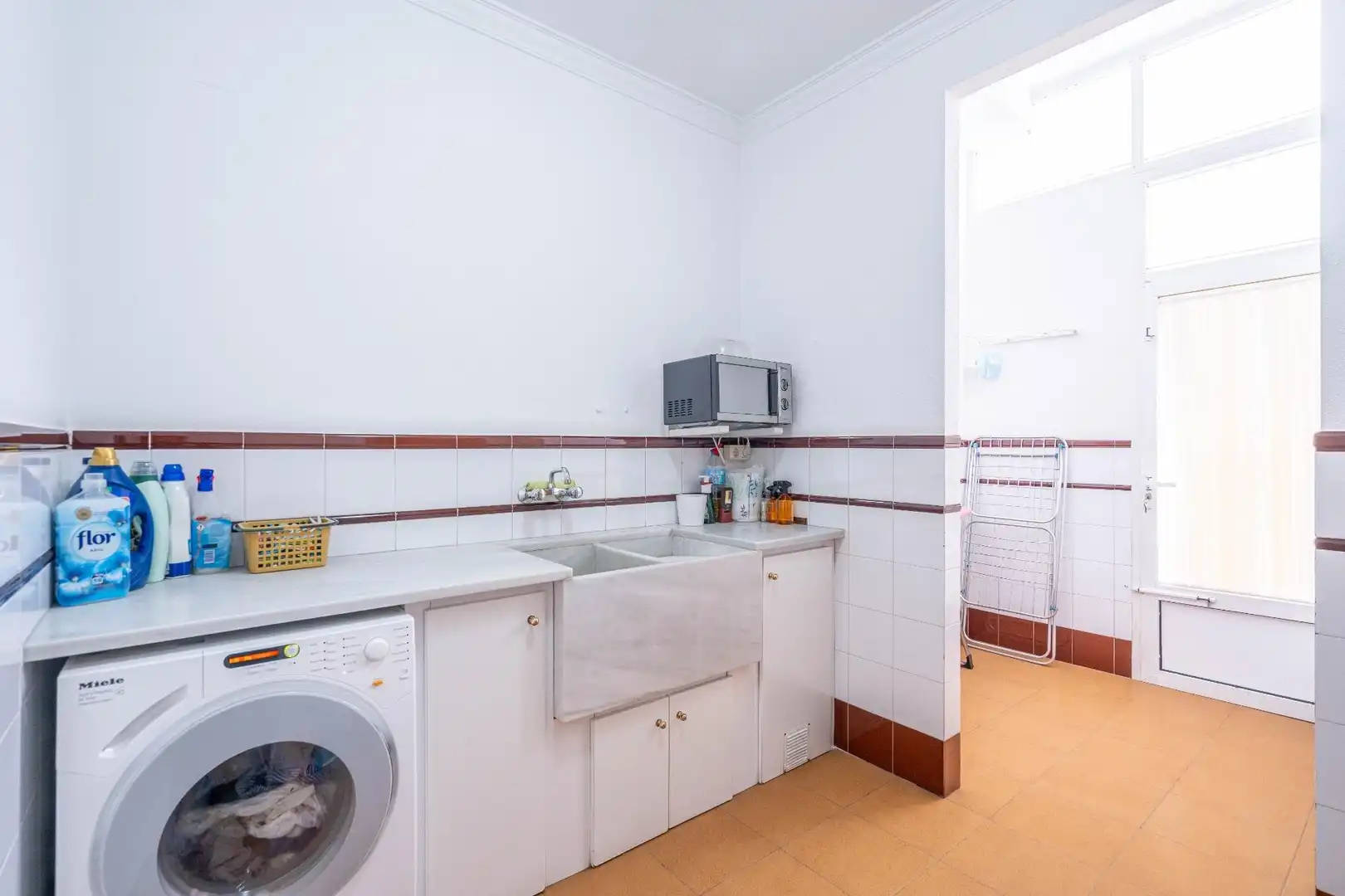 Cuina de Casa o xalet en venda en Canals amb Aire condicionat, Calefacció i Jardí privat