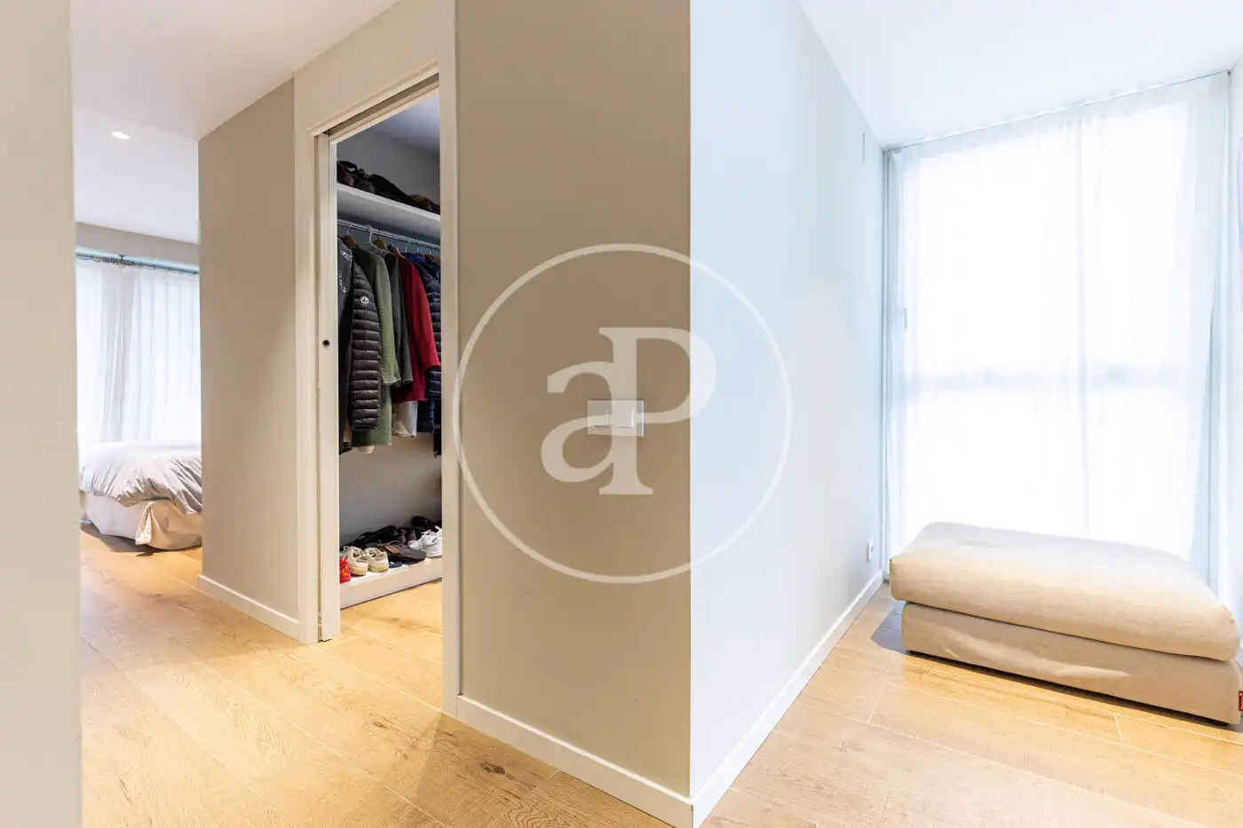 Bedroom of Flat for sale in Sant Cugat del Vallès  with Air Conditioner, Heating and Private garden