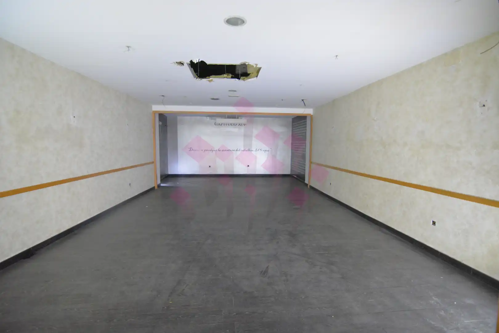 Local comercial en venta en Calle Montesa 4, imagen 5