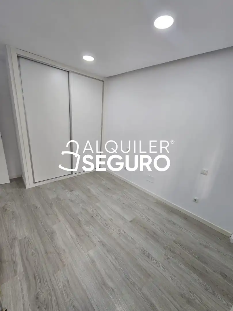 Habitación de Piso de alquiler en Torrejón de Ardoz con Calefacción y Terraza