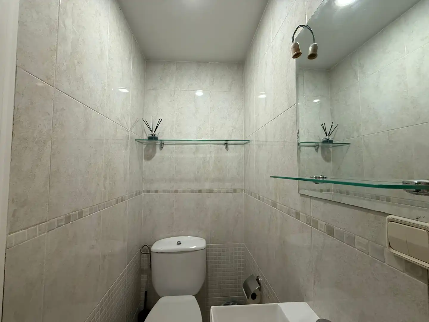 Bathroom of Study for rent in Madrid  with Air Conditioner, Heating and Balcony