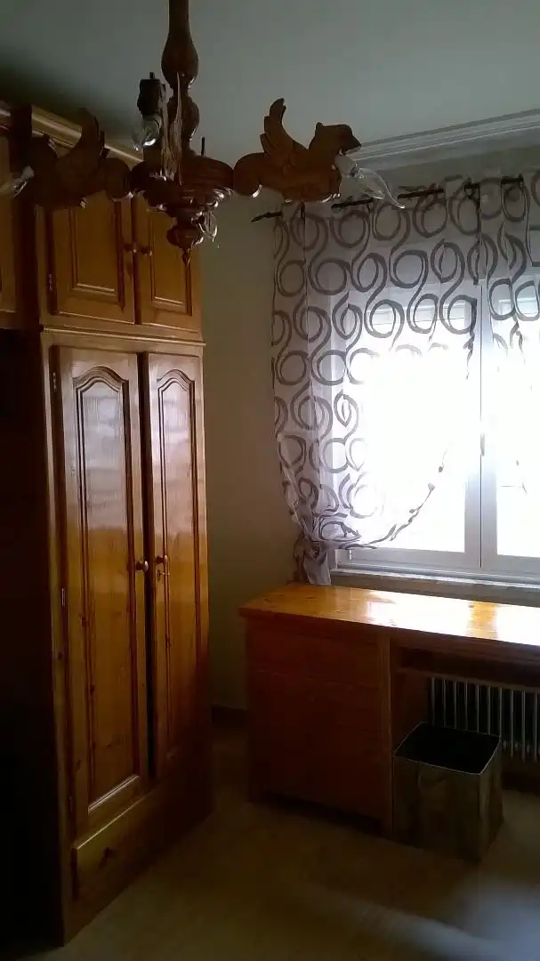 Schlafzimmer von Wohnung zur Miete in Salamanca mit Heizung, Parkett und Möbliert