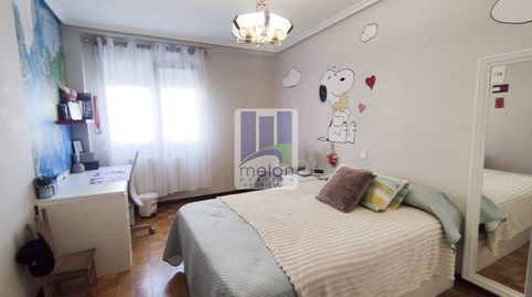 Foto 3 de Piso en venta en Plaza de Roma, Gamonal - San Bruno - G9, Burgos Capital