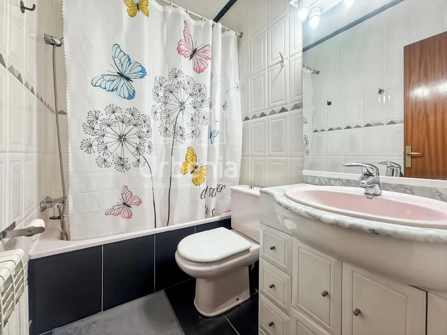 Badezimmer von Wohnung zum Verkauf in Canet de Mar mit Heizung und Terrasse