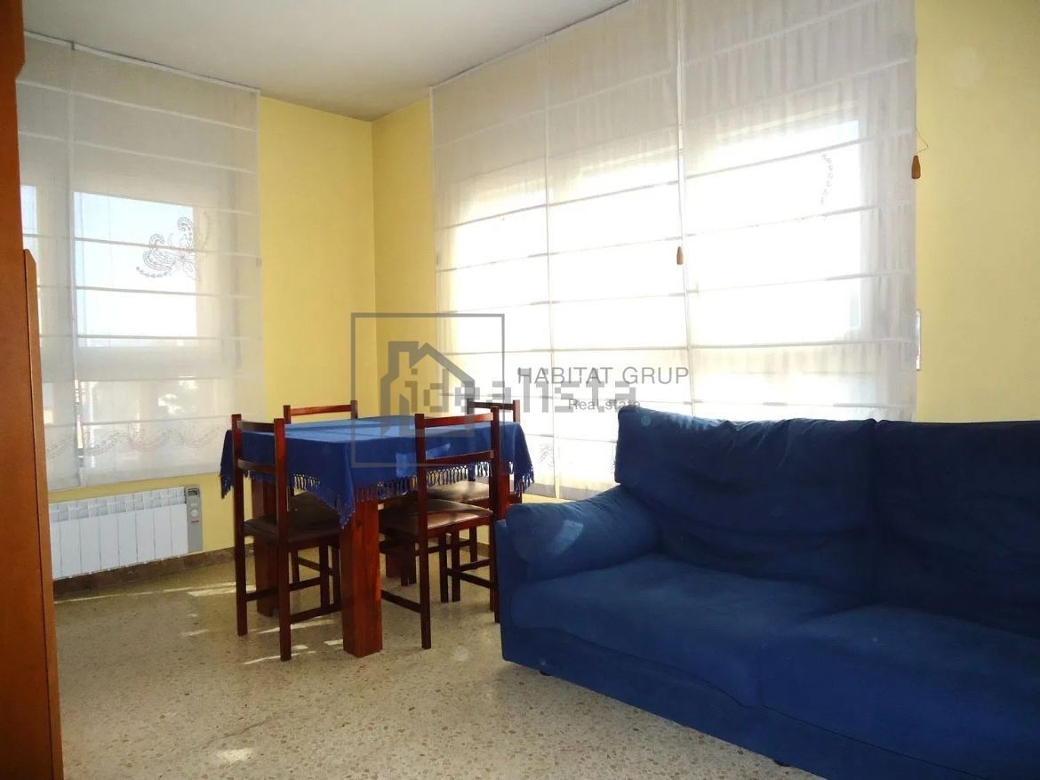 Sala d'estar de Pis en venda en Vic amb Calefacció