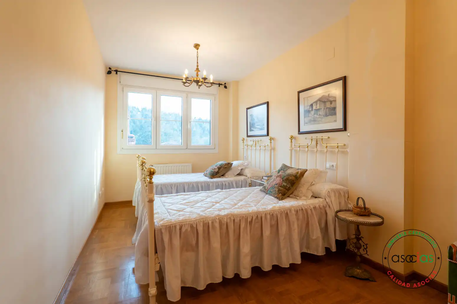 Habitación de Casa adosada en venta en Gozón con Calefacción, Jardín privado y Parquet