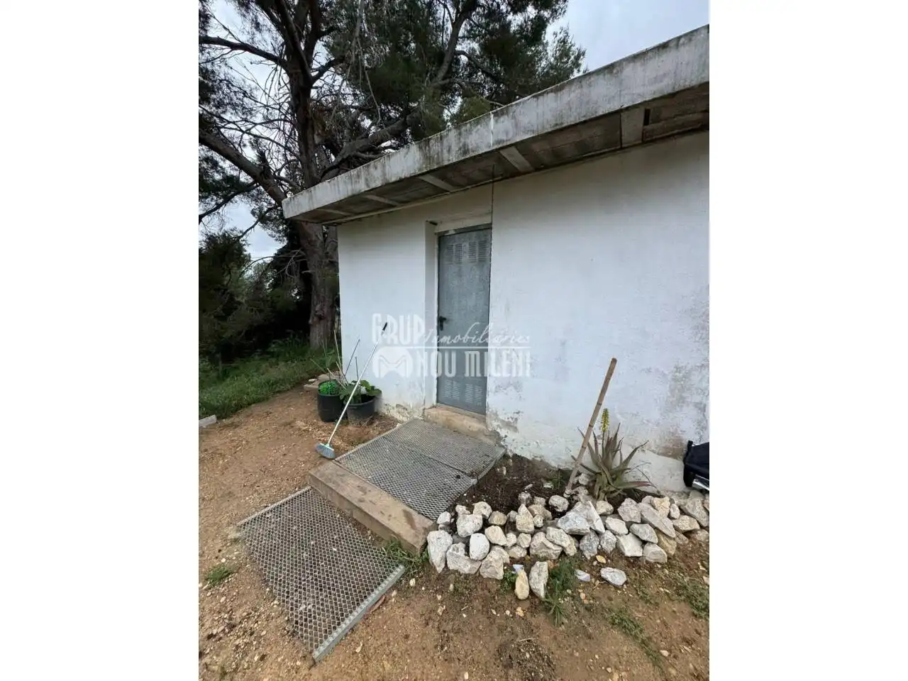 Finca rústica en venda en Montserrat amb Jardí privat