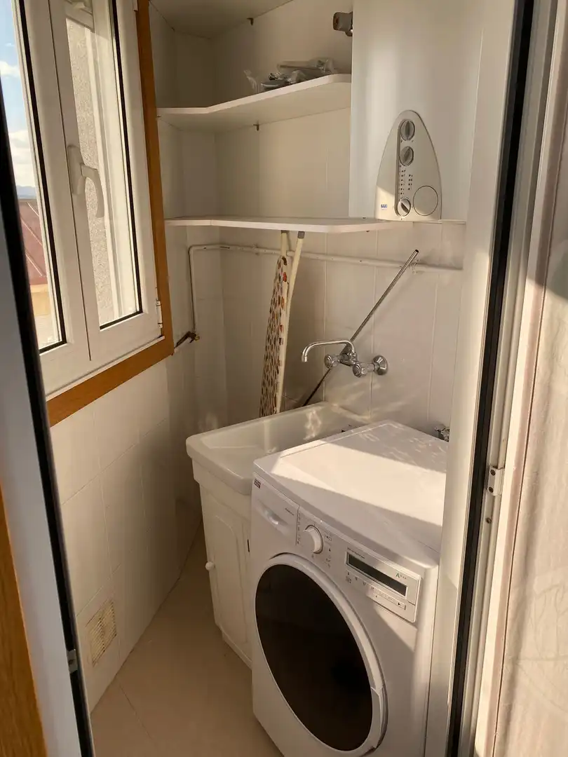 Bathroom of Apartments for rent in Lugo  with Heating and Furnished