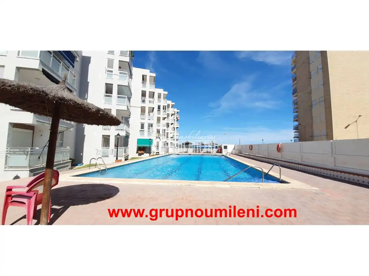 Piscina de Apartamento de alquiler en Valencia con Aire acondicionado, Terraza y Trastero