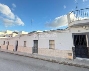 Vista exterior de Casa o xalet en venda en El Cuervo de Sevilla