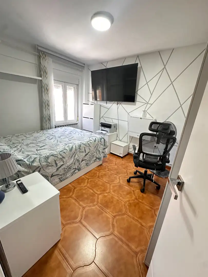 Schlafzimmer von Wohnung zur Miete in Cuenca mit Heizung, Terrasse und Möbliert