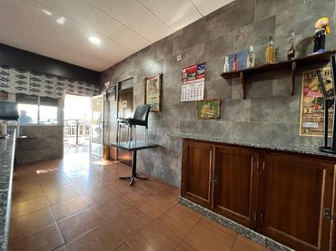 Local comercial en venda a Montesol - Mejostilla