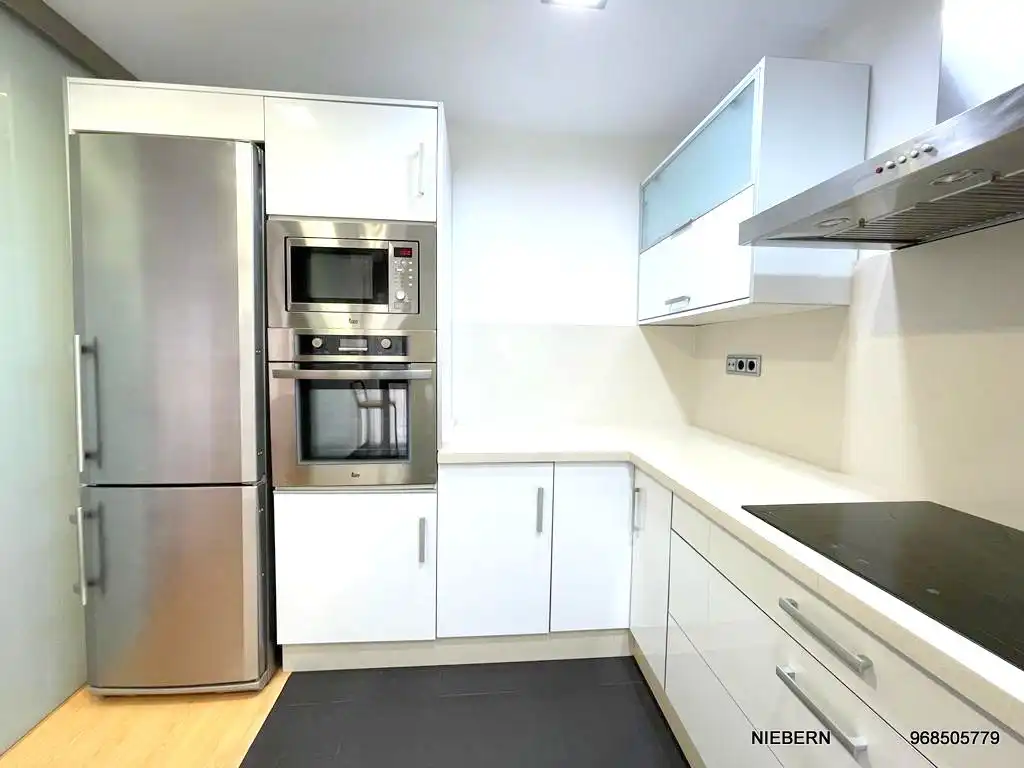 Cocina de Piso de alquiler en Cartagena con Aire acondicionado, Parquet y Amueblado