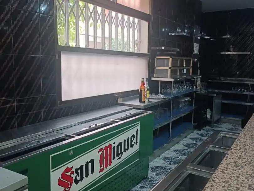 Local en venda en Caravaca de la Cruz amb Aire condicionat, Moblat i Alarma