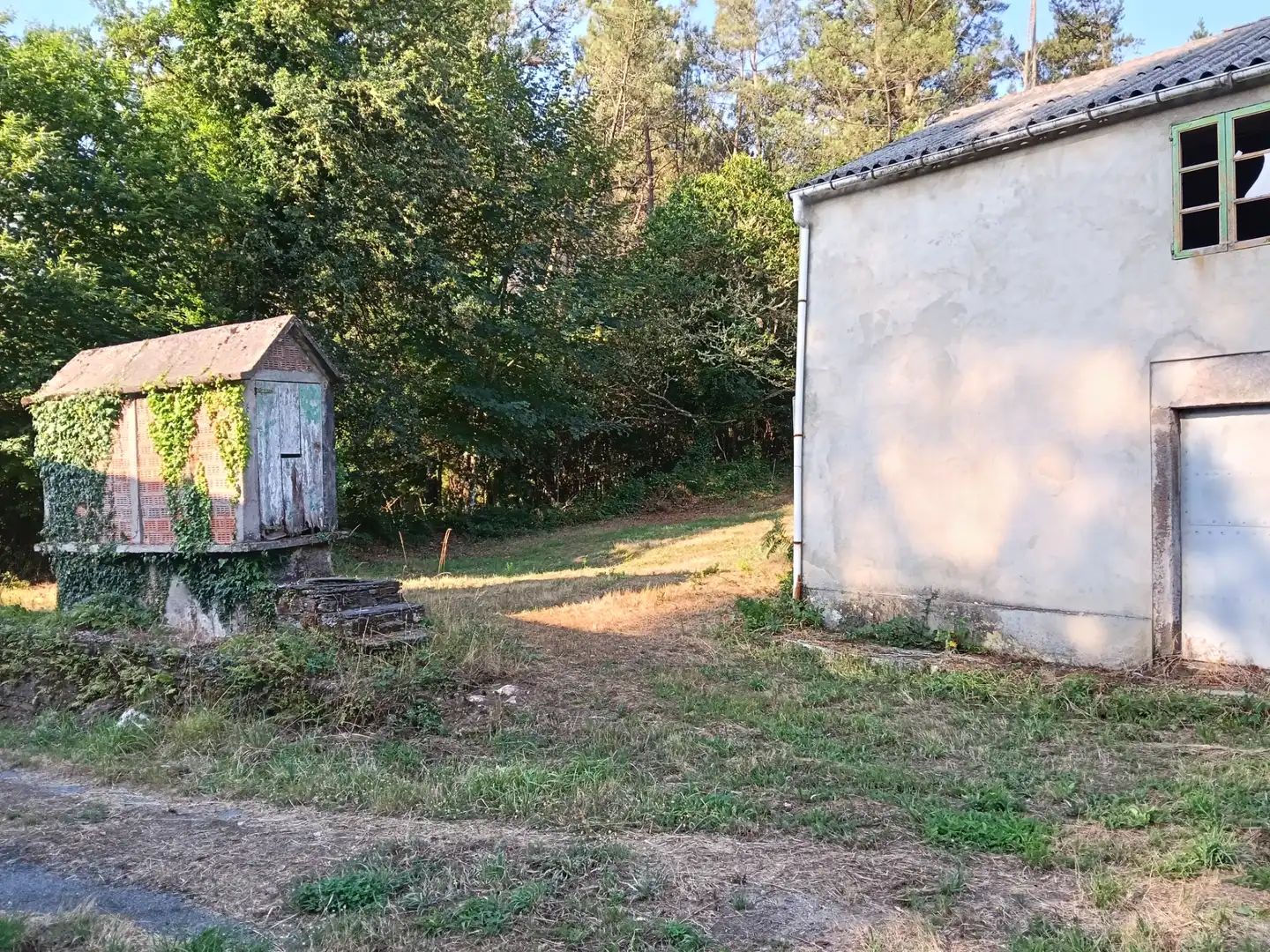 Houses for sale in Guitiriz  with Private garden and Storage room