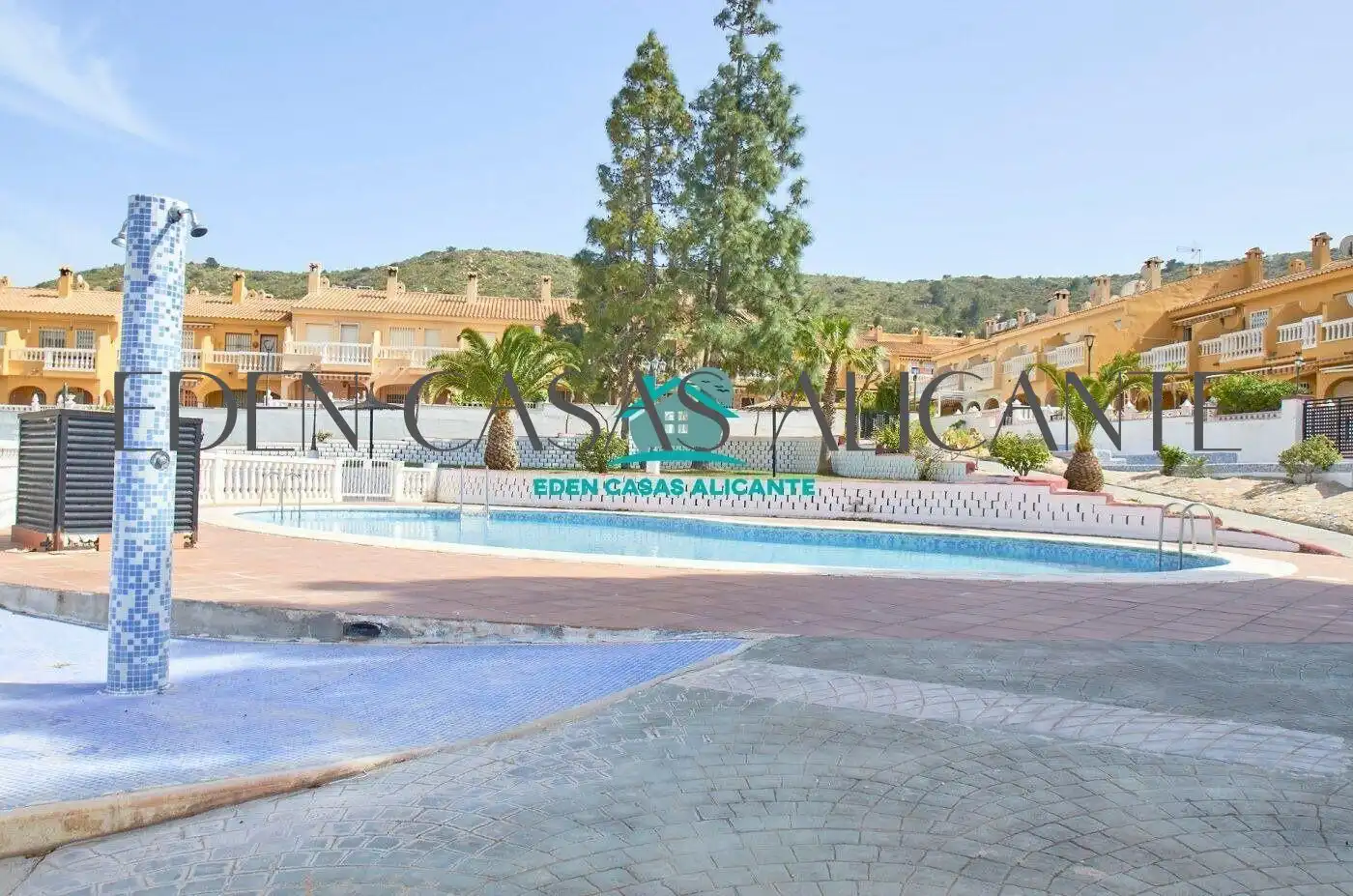 Piscina de Casa adosada en venta en El Campello con Aire acondicionado, Jardín privado y Terraza