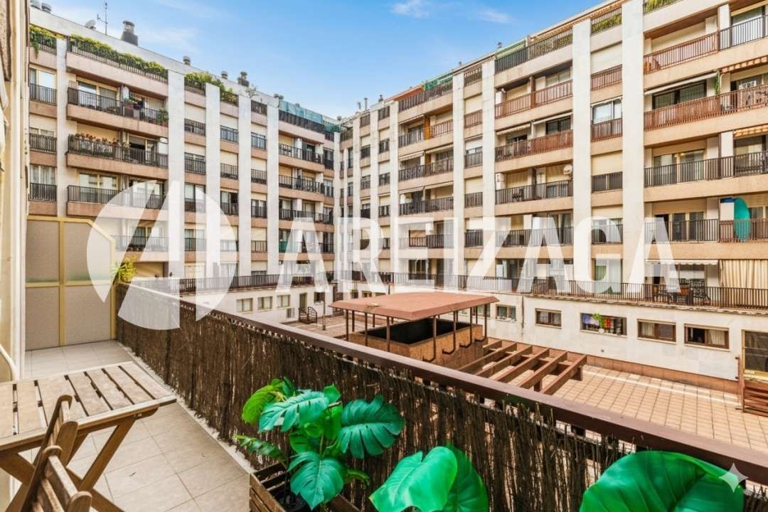 Exterior view of Flat for sale in Donostia - San Sebastián   with Heating, Terrace and Balcony