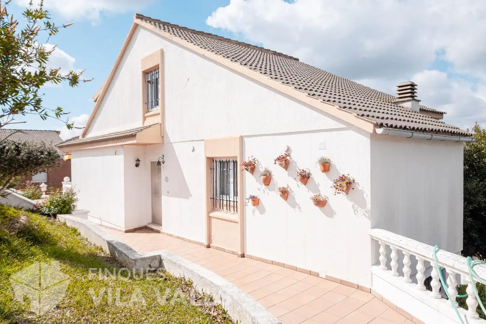 Vista exterior de Casa o xalet en venda en Caldes de Montbui amb Calefacció, Jardí privat i Terrassa