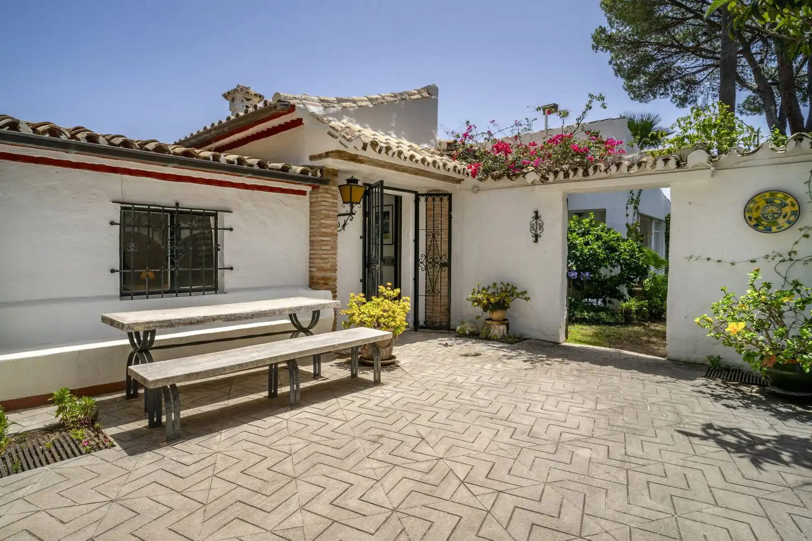 Jardín de Casa o chalet en venta en Benahavís con Aire acondicionado, Terraza y Piscina