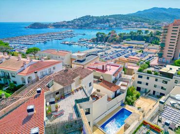 Duplex con balcone in vendita a Llevant