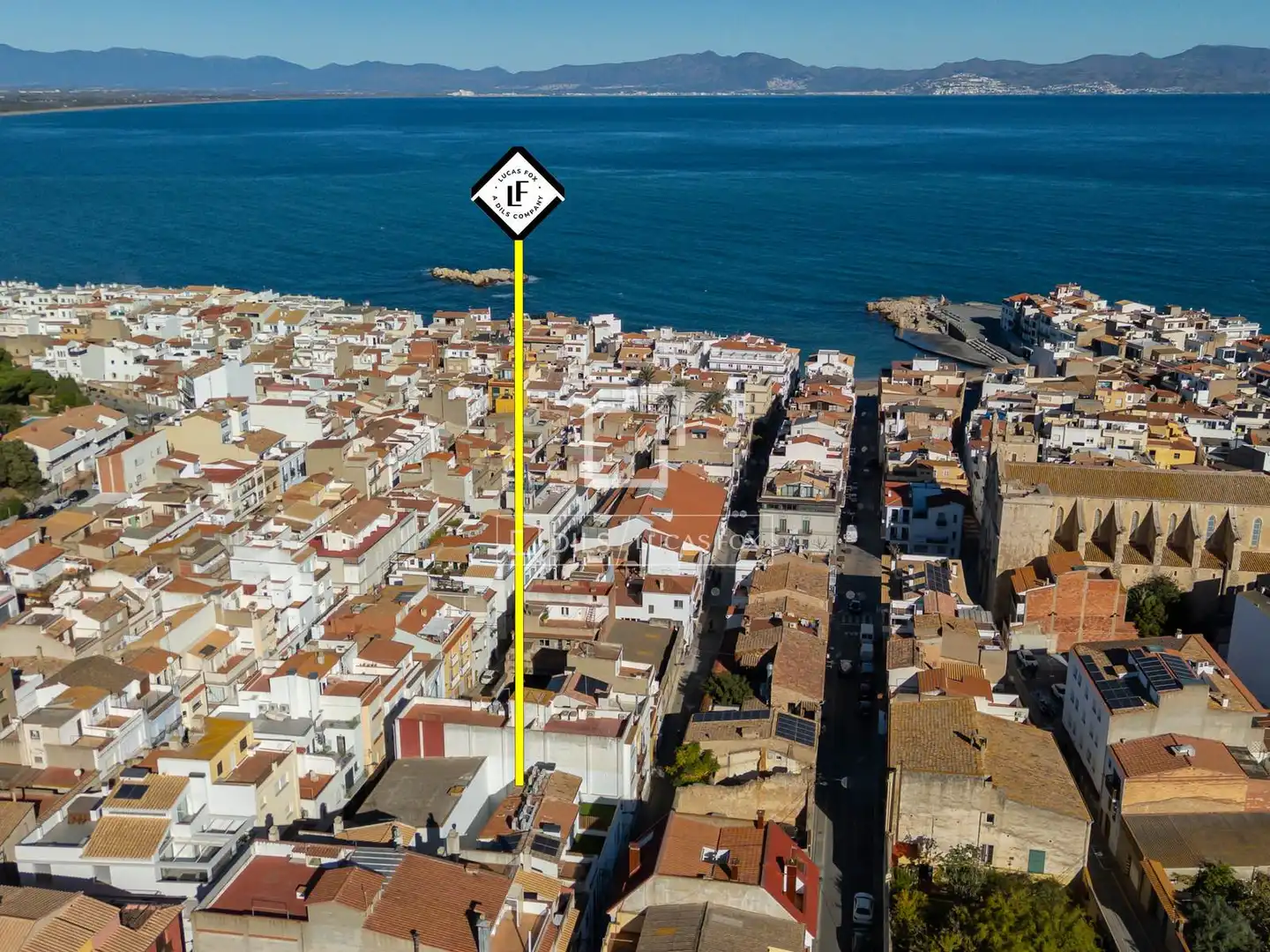 Vista exterior de Casa o xalet en venda en L'Escala amb Aire condicionat, Calefacció i Terrassa