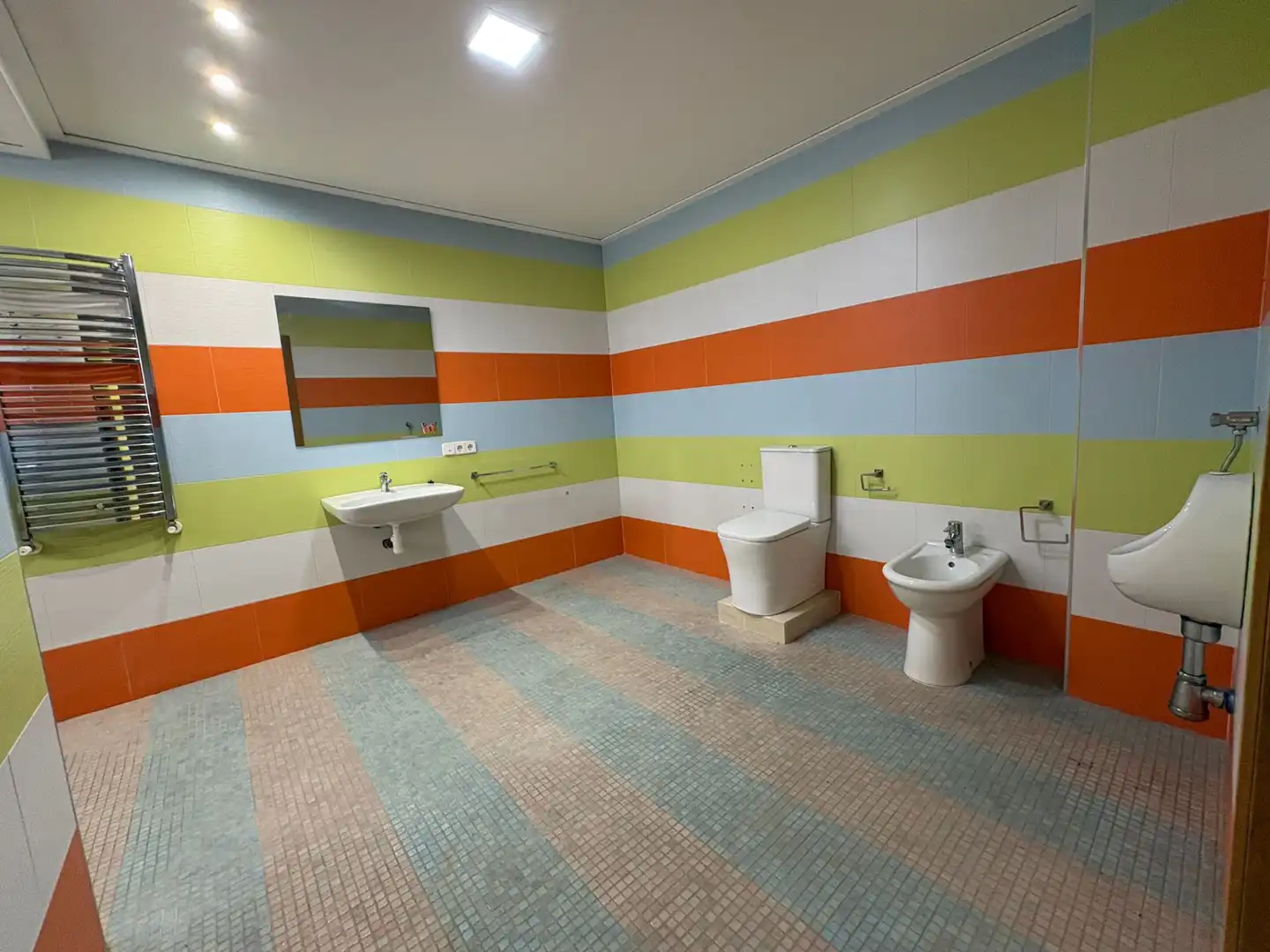 Baño de Casa o chalet en venta en Sant Joanet con Calefacción, Terraza y Piscina