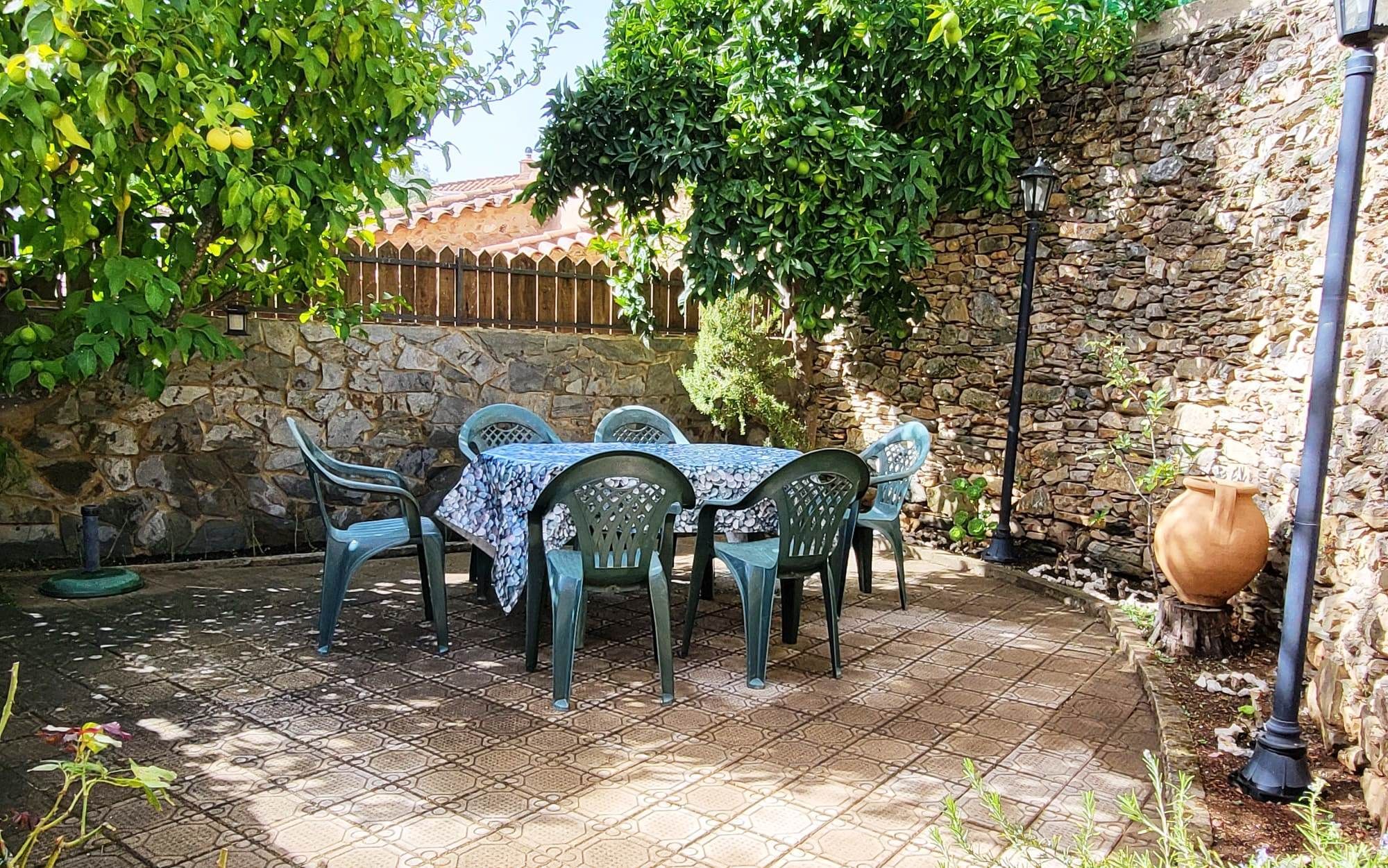 Terrassa de Casa o xalet en venda en Fuenteheridos amb Jardí privat, Traster i Moblat