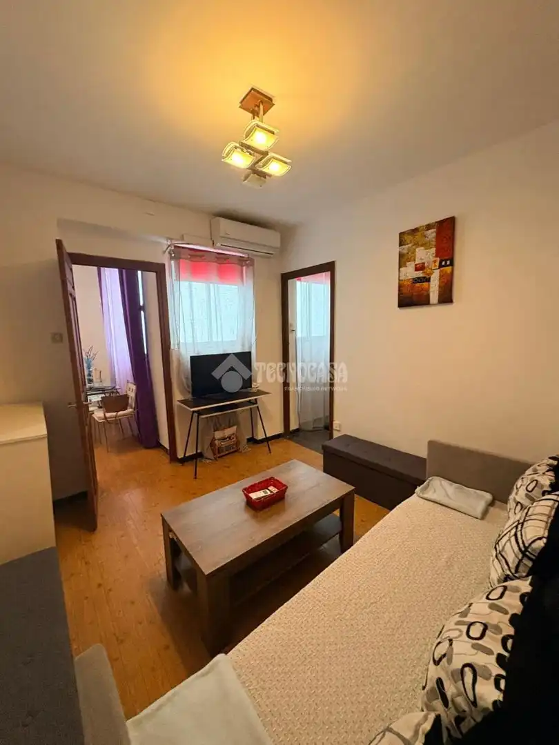 Sala d'estar de Pis en venda en Sevilla amb Aire condicionat