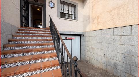 Foto 3 de Casa adosada en venta en Calle Camino del Moro, La Puebla de Montalbán, Toledo
