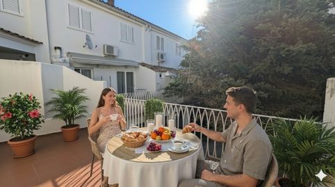 Foto 5 de Casa adosada en venda a Carrer de València., 13, Rocafort, Valencia