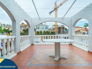 Villa avec piscine à vendre à Los Balcones - Los Altos