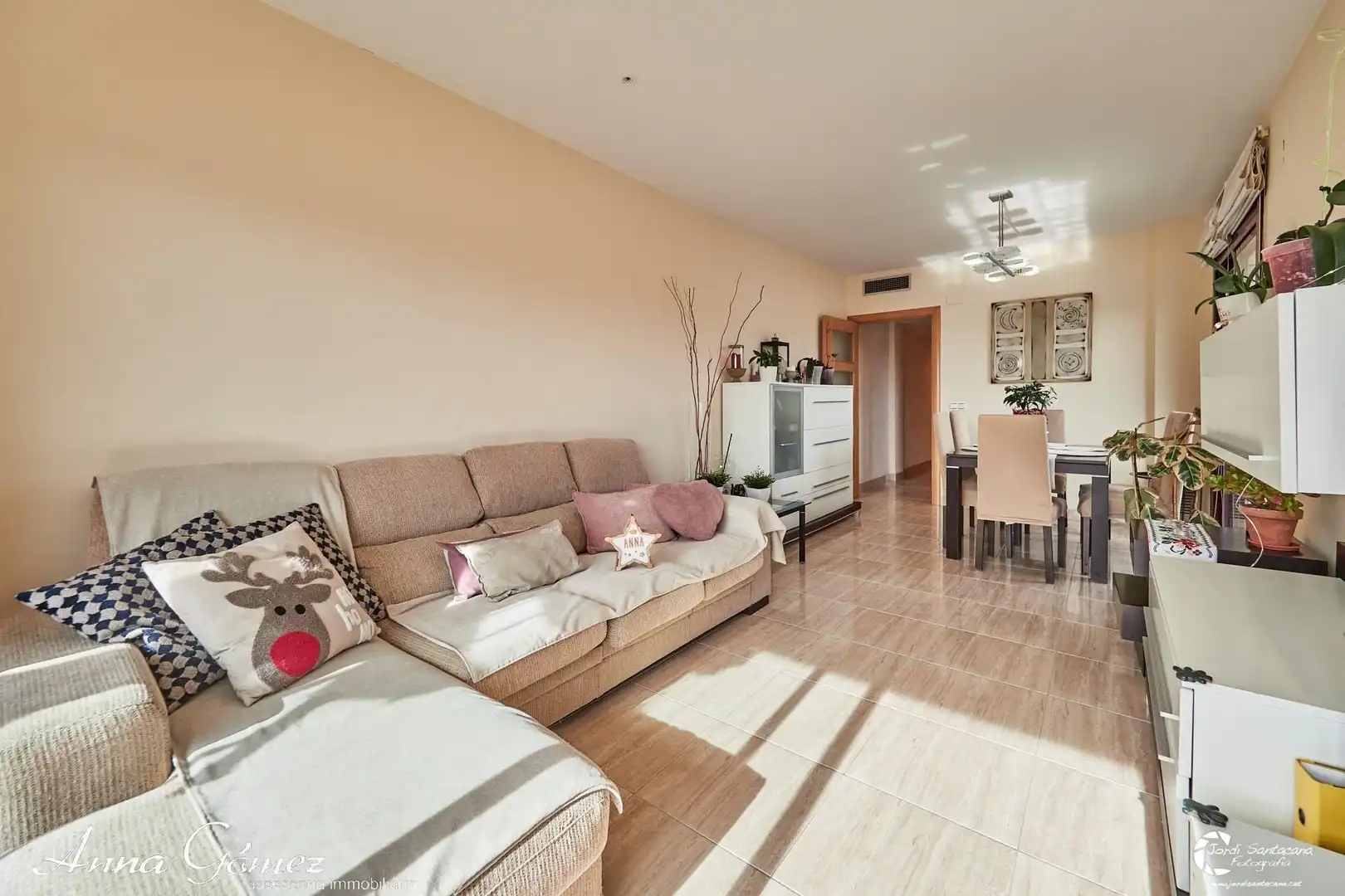 Sala de estar de Ático en venta en Calafell con Calefacción, Terraza y Piscina comunitaria