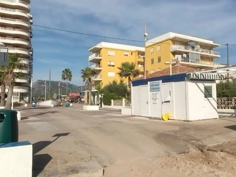 Vista exterior de Piso en venta en Tavernes de la Valldigna, Valencia