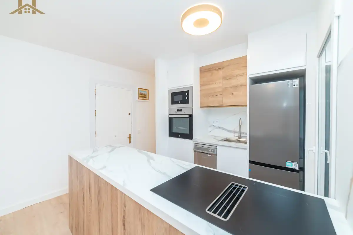 Kitchen of Flat for sale in Pozuelo de Alarcón  with Air Conditioner and Heating