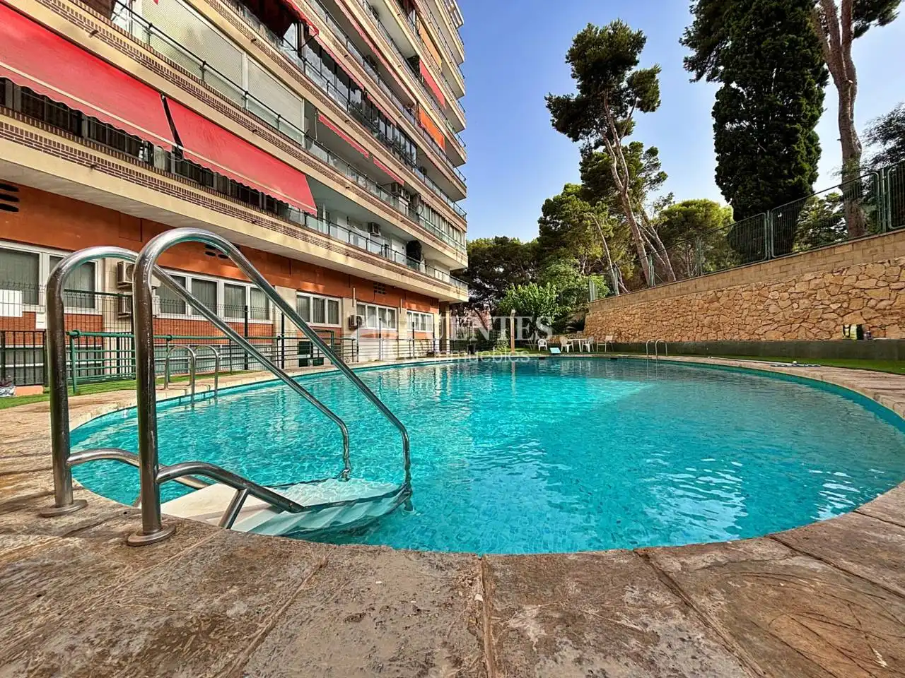 Piso en venta en Avenida Denia, Goteta