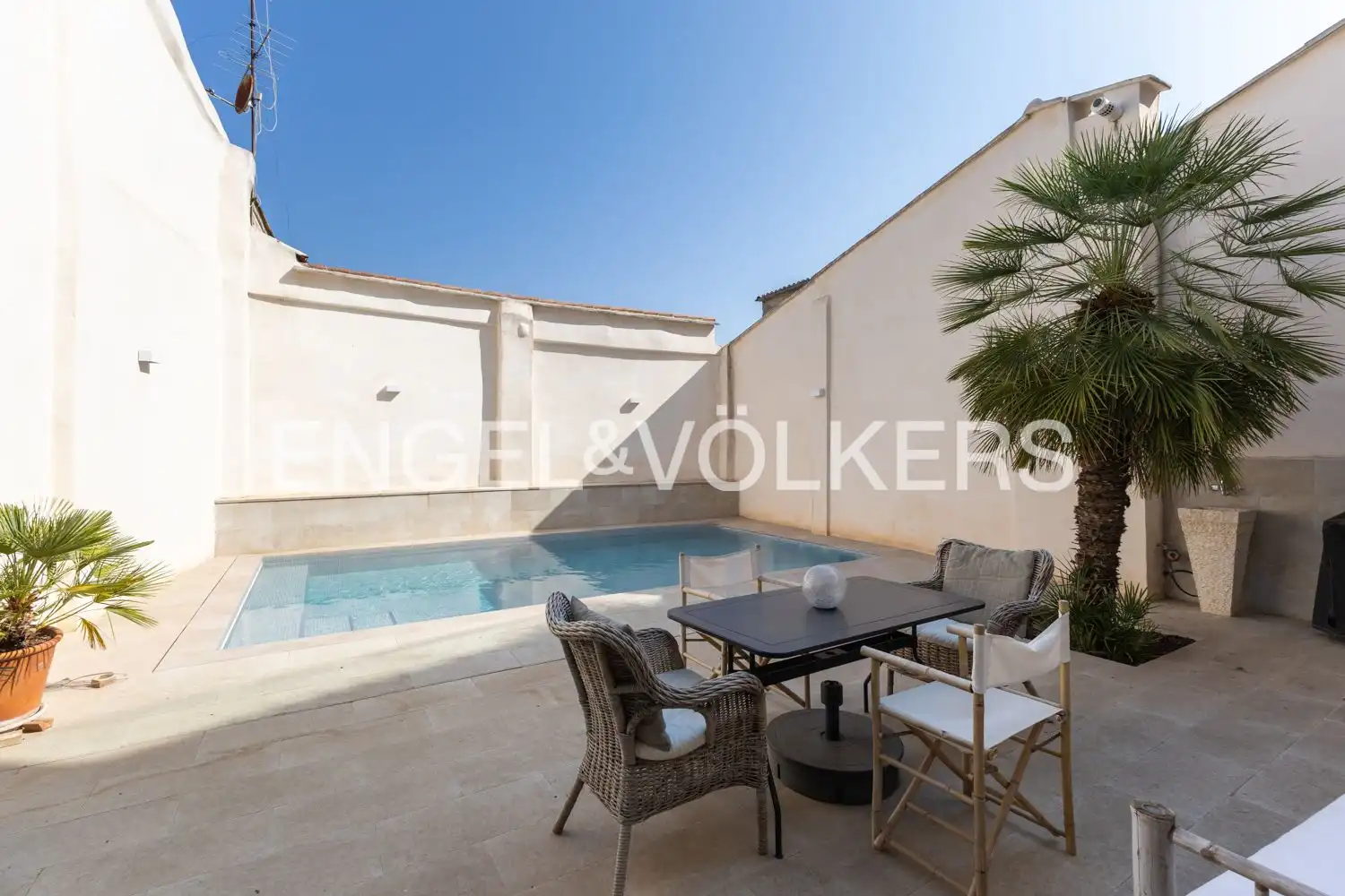 Terrassa de Casa adosada en venda en Xàtiva amb Calefacció, Terrassa i Piscina
