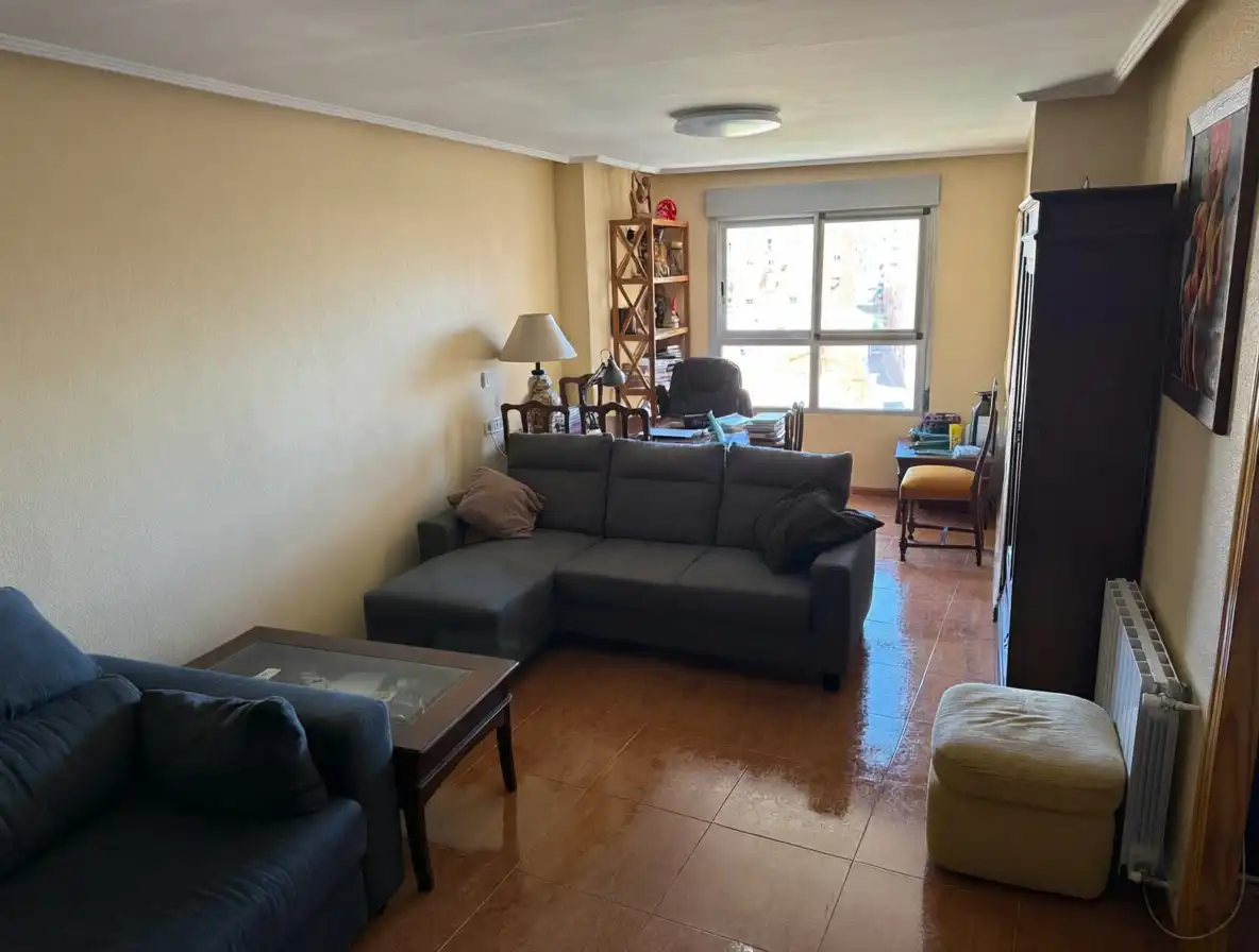 Piso con terraza en venta en Casco Urbano, imagen 2