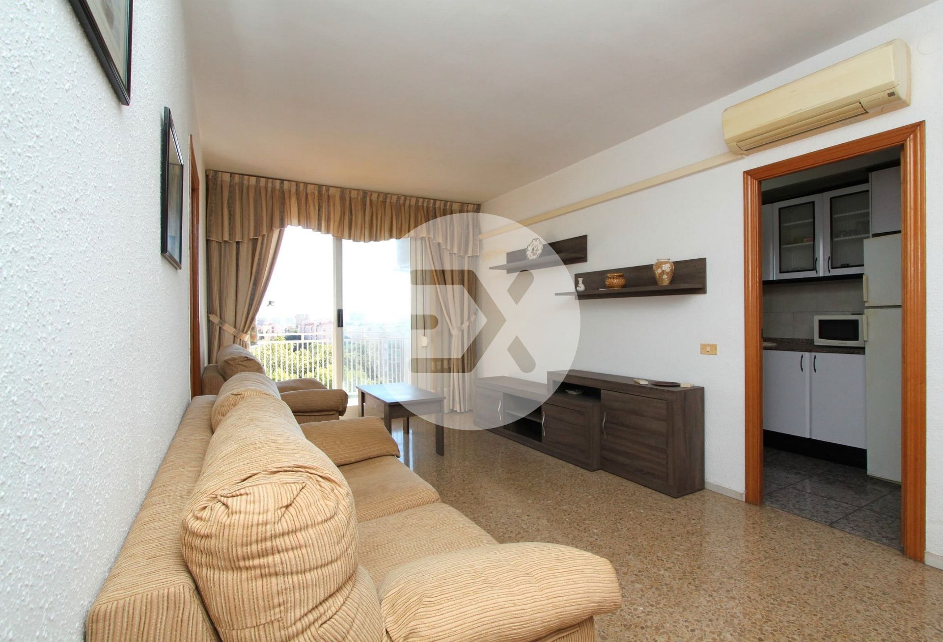 Living room of Flat for sale in Gavà  with Air Conditioner, Heating and Oven