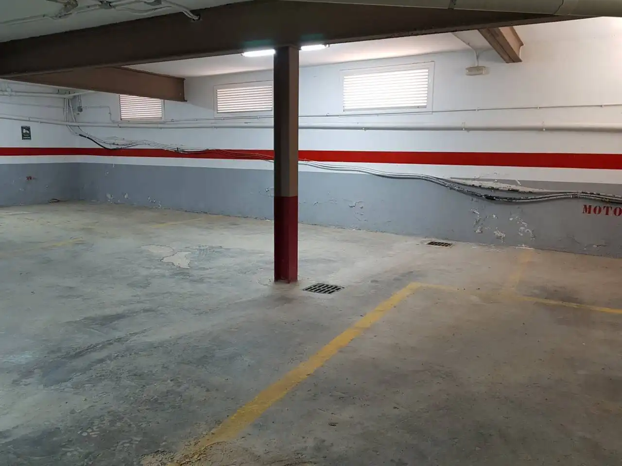 Garaje de alquiler en Calle Països Catalans, 36, Mas Trader - Corral d'En Tort - Corral d'En Cona