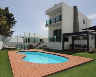 Swimming pool of House or chalet for sale in Telde  with Air Conditioner, Terrace and Swimming Pool