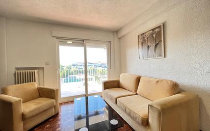 Sala d'estar de Pis de lloguer en  Madrid Capital amb Aire condicionat, Calefacció i Terrassa