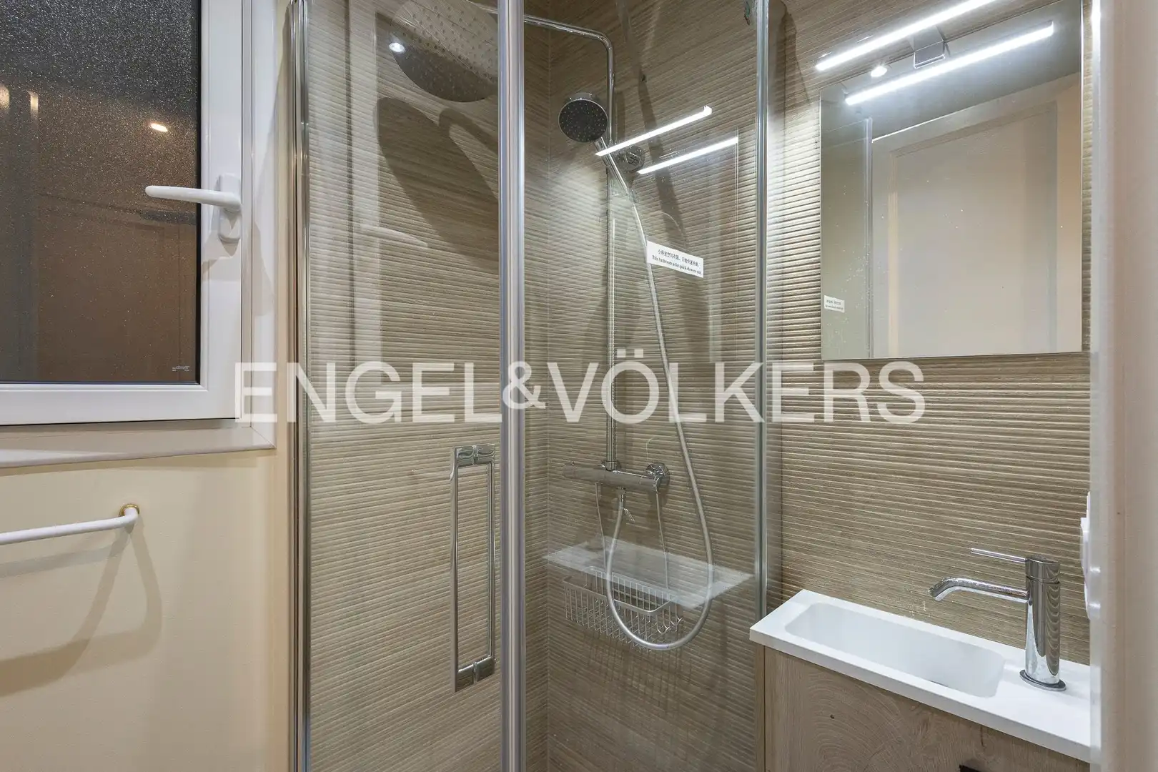 Baño de Piso en venta en Eixample