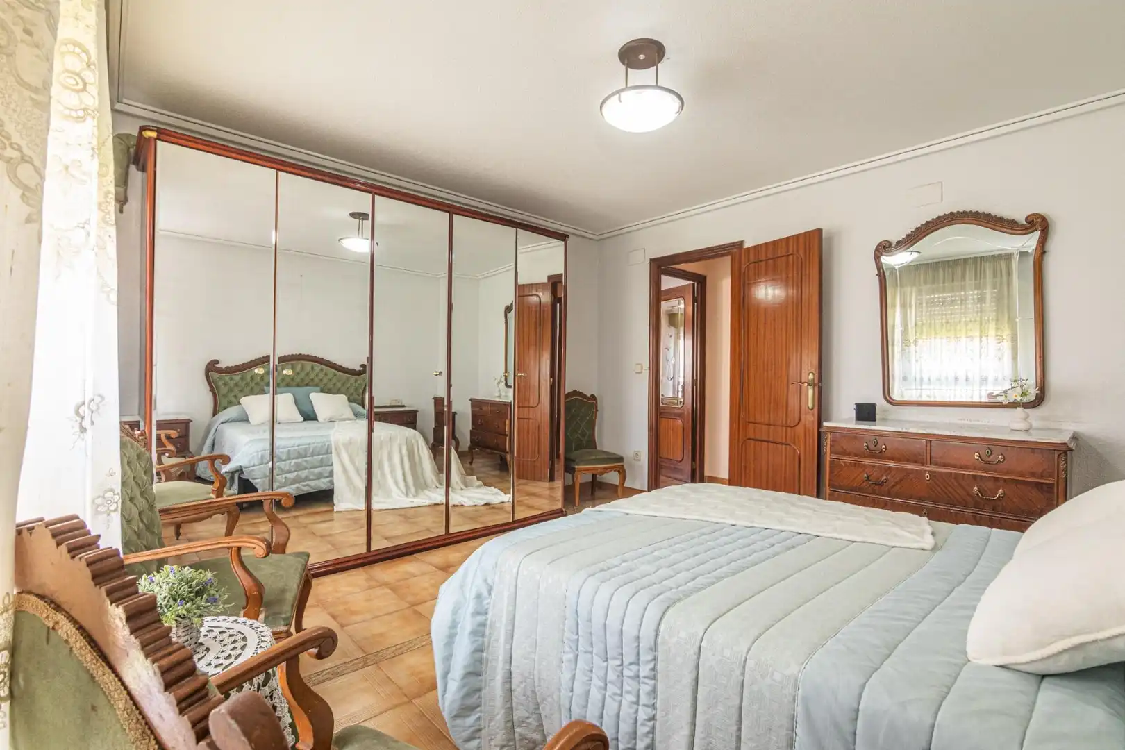Habitación de Piso en venta en Elche / Elx con Aire acondicionado, Calefacción y Balcón
