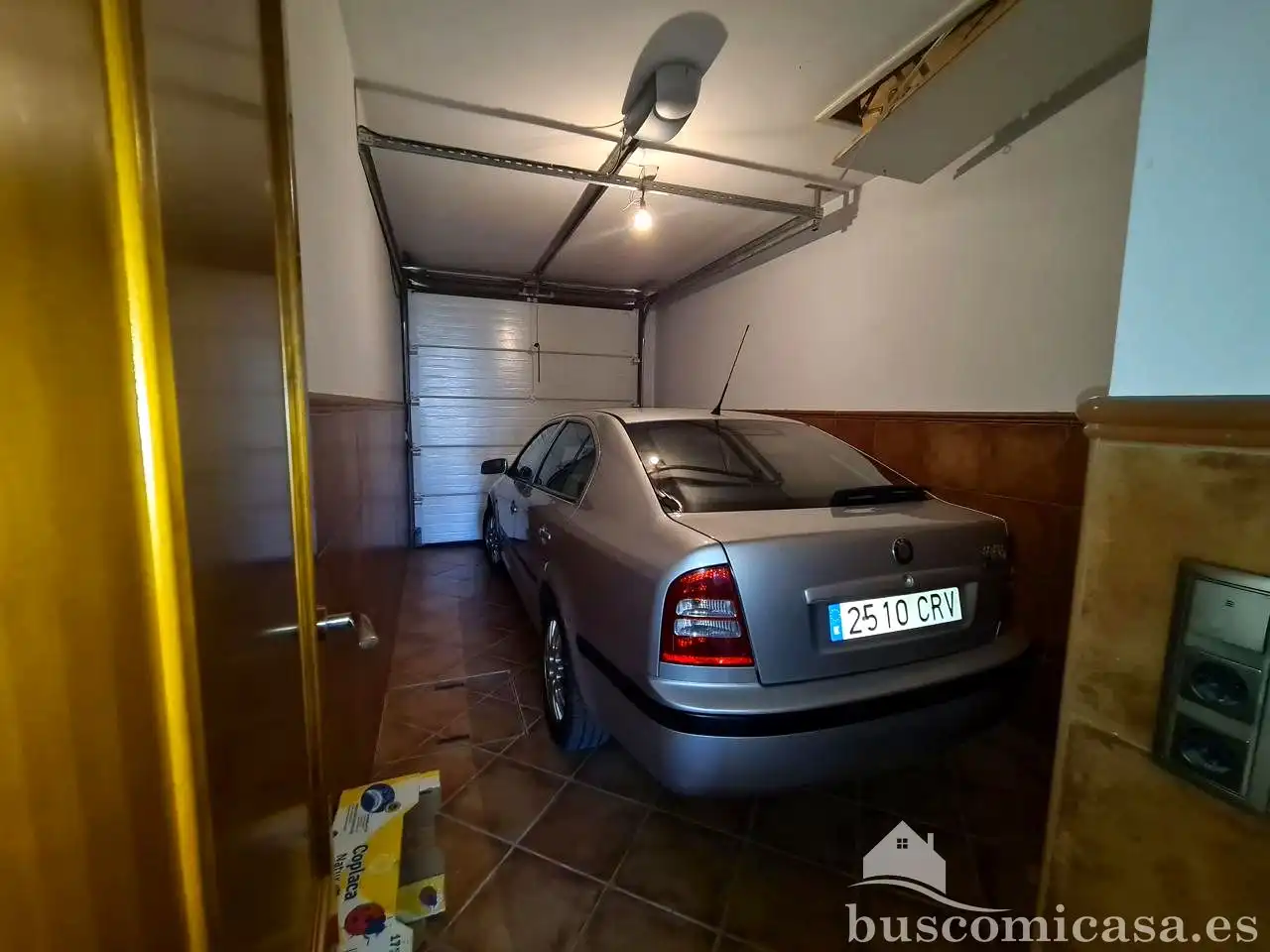 Aparcament de Casa o xalet en venda en Huelma amb Aire condicionat, Calefacció i Jardí privat