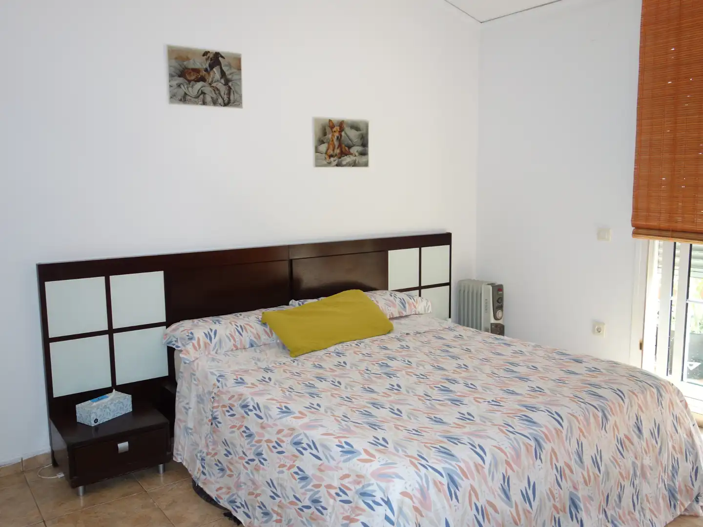 Dormitori de Casa adosada en venda en Almazora / Almassora amb Aire condicionat, Calefacció i Jardí privat